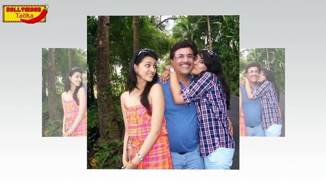 Kriti Sanon Striking Super Cute Poses With Her Sister Nupur Sanon