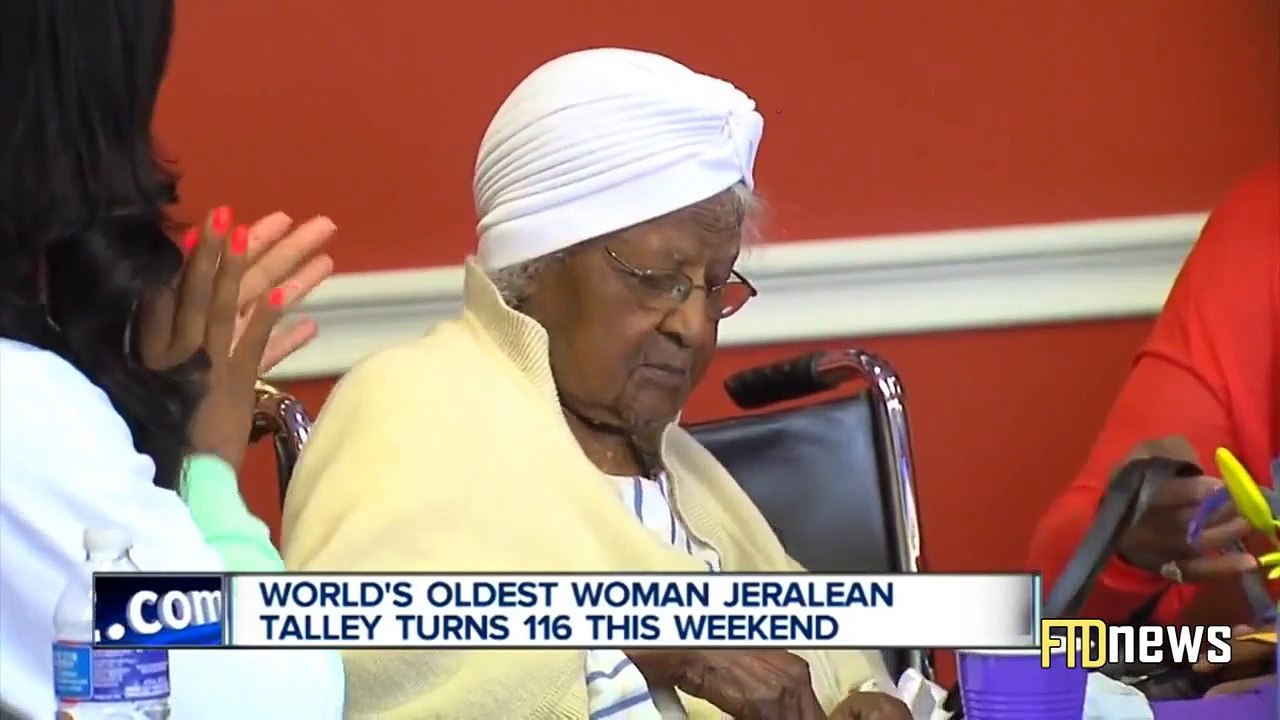 16 Yr Old Girl Burned Alive By Angry Crowd – Shocking