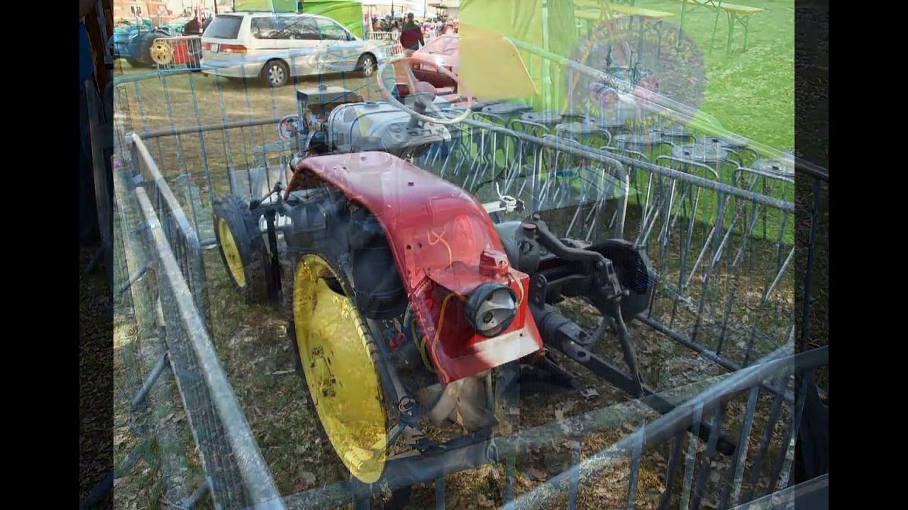 Retro TRAKTOR