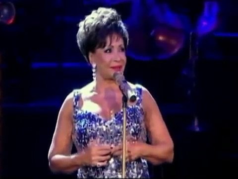 Shirley Bassey - Diamonds Are Forever / I'm Still Here (2009 Live at Electric Proms)