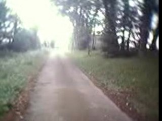 keyvan en moto hahaha sa rigol plu mdrrrr