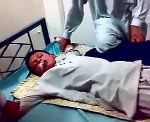 Funny Angry Pathan Boy Talking Unconsciously in Hospital - Funny Pashto