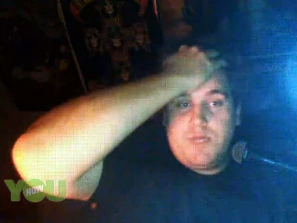 Drachenlord 'arbeitet' und zieht blank - Younow