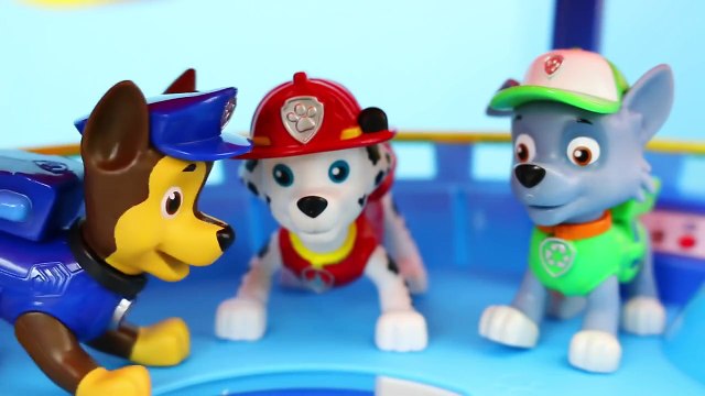 Paw Patrol Chase and Marshall with Zuma Hovercraft Save Peppa Pig from the Lake with Daddy Pig