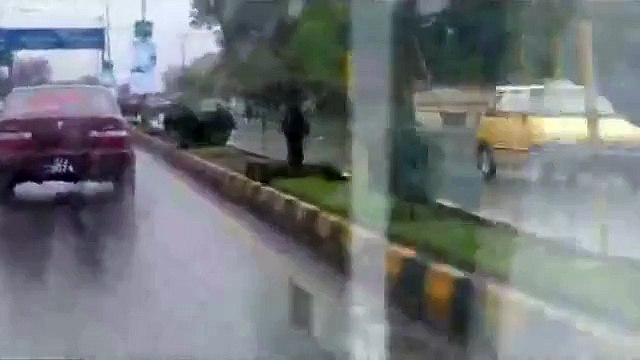 Guy prasing Imran khan for completing the Dream Of Kpk people of green & clean Kpk