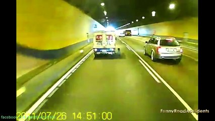 Funny road accidents,Funny Videos, Funny People, Funny Clips, Epic Funny Videos Part 28
