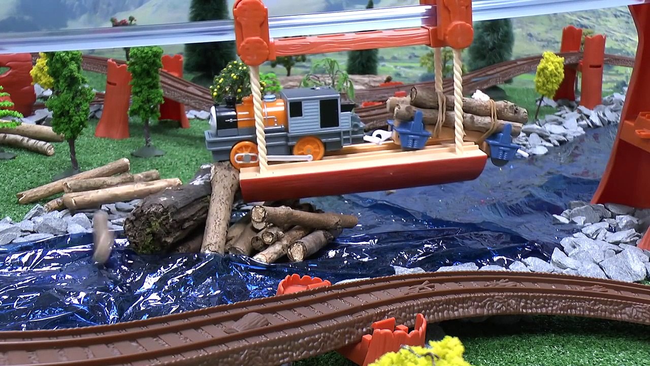 Thomas And Friends Play Doh Diggin Rigs Accident Crash Rescue Lego Surprise Eggs Toy Story Peppa