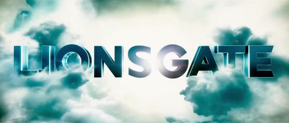 The Hunger Games: Mockingjay Part1 - Action-packed sneak peek!