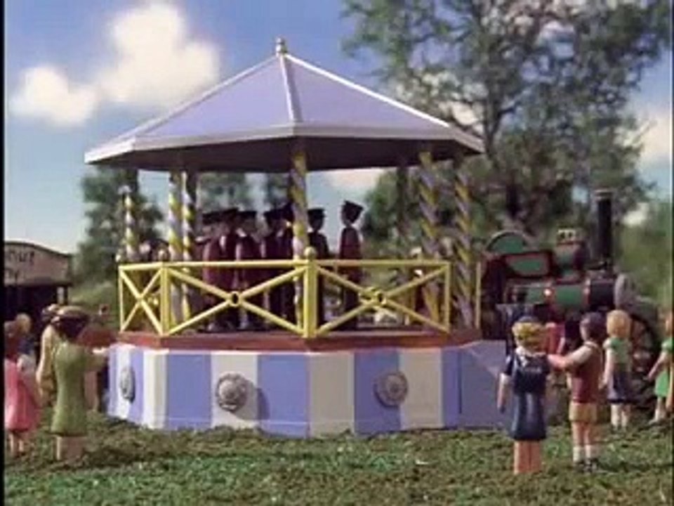 Edwards Brass Band (S7 E.161)