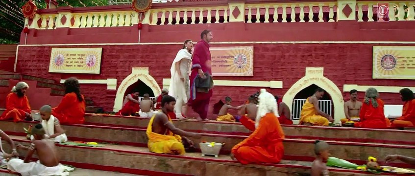 Official: Singham Returns Theatrical Trailer | Ajay Devgn | Kareena Kapoor | Rohit Shetty