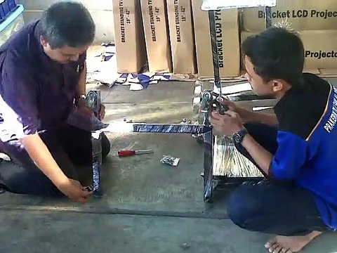 0818-0927-9222(Pak Yogie), Bracket Standing