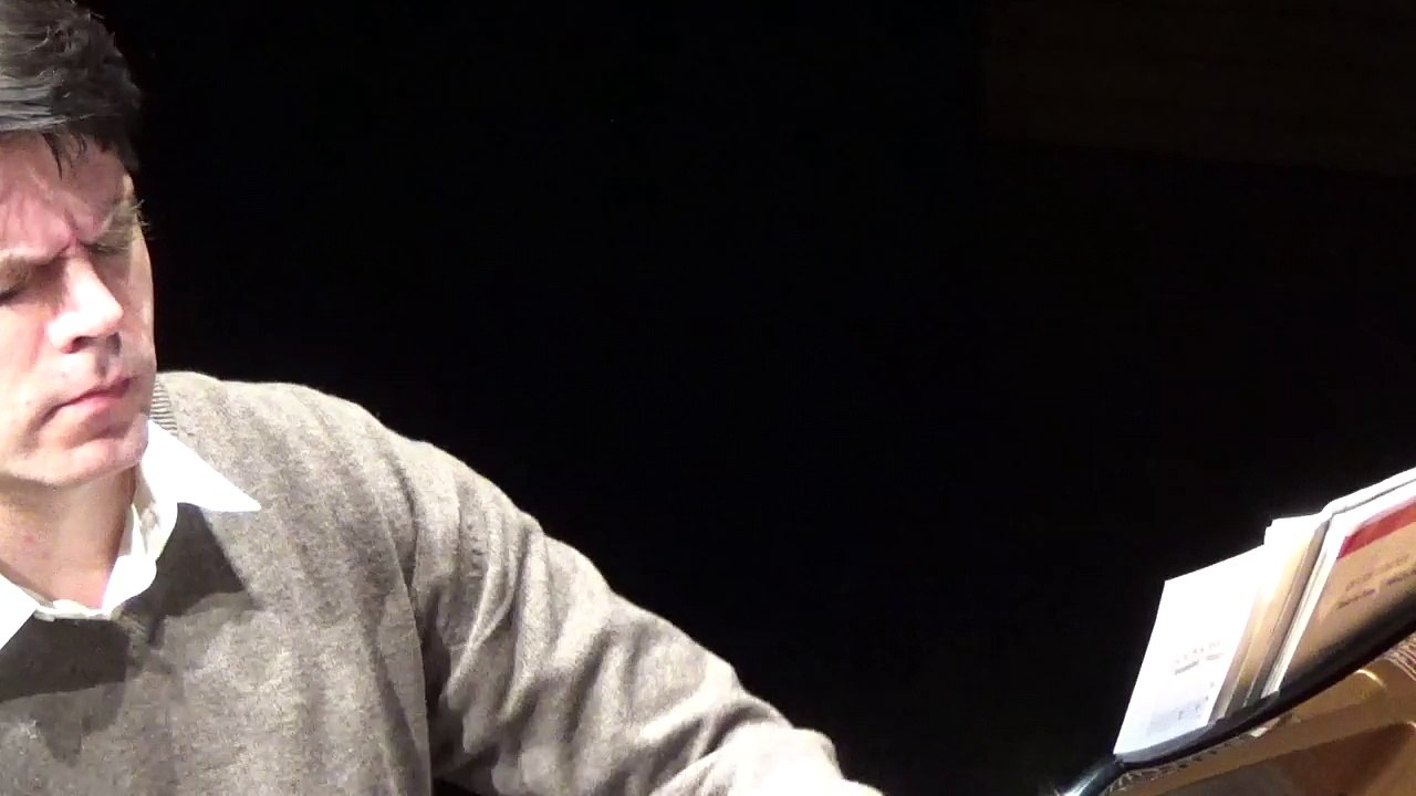 "Prélude en si mineur" de Bach.                                                                                 Transcription au piano par Alexander Siloti