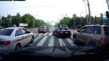 韓国運転│ドライブレコーダー│ベンツＥクラス事故