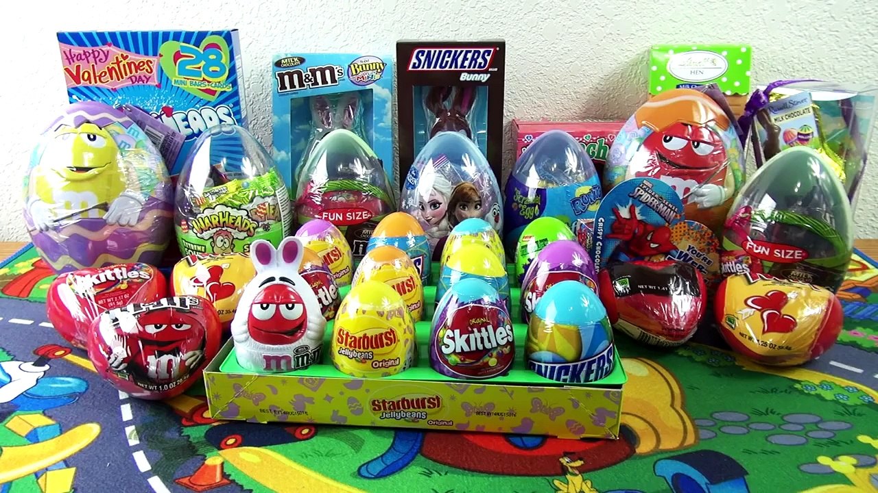 surprise eggs with candy inside