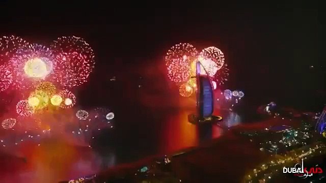 Шикарный фейерверк в Дубае