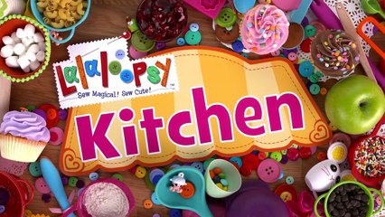 Lalalöpsy Kitchen: How to Make a Pickle Burger Cake | Episode 11 | Lalaloopsy