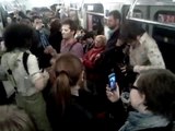 vMetro - «Bad Romance» (Lady Gaga cover) (в вагоне метро, 2011) (Андрей Кусков)