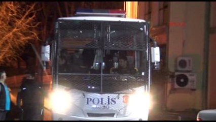 Yılbaşı'nda İstanbul'da Toplu Taşıma Araçlarına Şüpheli Paket Bırakan 11 Kişi Gözaltına Alındı