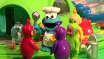Play Doh Teletubbies and The Cookie Monster Chef , he makes Play Doh Exercise Equipment to