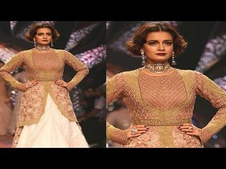 IIJW Daydiya Mirza On Ramp For Birdhichand Ghanshyamdas Jewellers