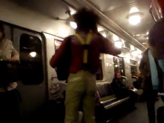 vMetro - «La Valse d'Amélie» (в вагоне метро, 29.10.2011) (Олеся Сучкова)