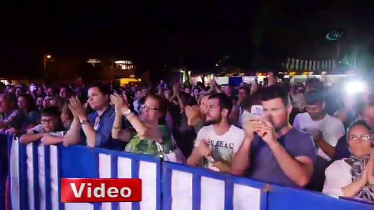 Nadide Sultan Edirneyi coşturdu