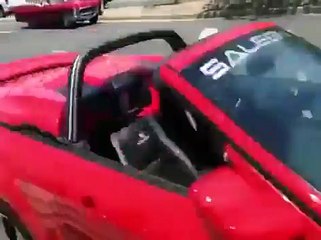 バイクのウィリーに失敗し転倒