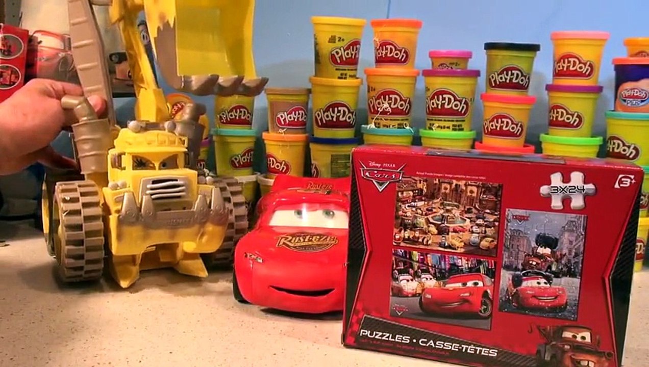 2014 Disney Cars Toon Streets Of Japan 3-Pack Dragon Lightning McQueen Kaa Reesu Yokoza