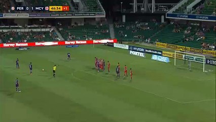 Diego Castro frikikten avladı!