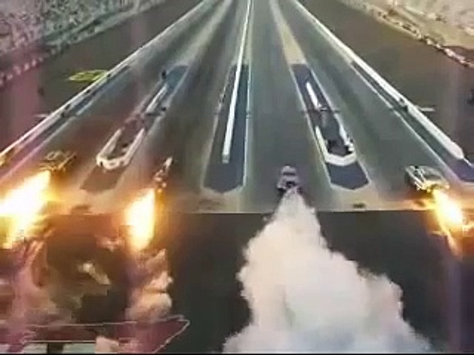 Drag race!! Jet car vs T-33/ジェット機対ジェットエンジン搭載カーのドラックレース
