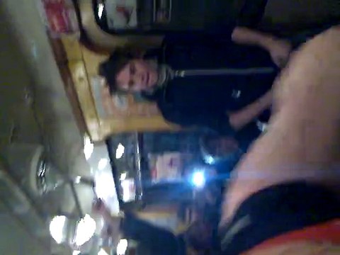 vMetro - «Mission Impossible» (Саша в кадре, но не поет) (в вагоне метро, 2011) (Лёля Таюрская)