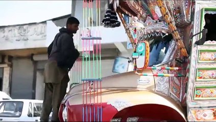 Unstitching boundaries