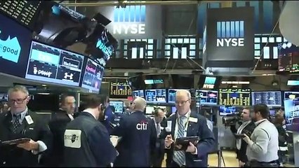 Global Stocks Slide, Oil Below $30 A Barrel