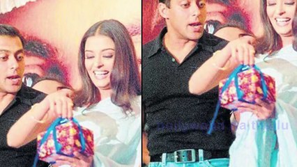 OMG! Aishwarya's Daughter Aaradhya Calls Salman Khan 'PAA' On Stage - Filmfare Awards 2016