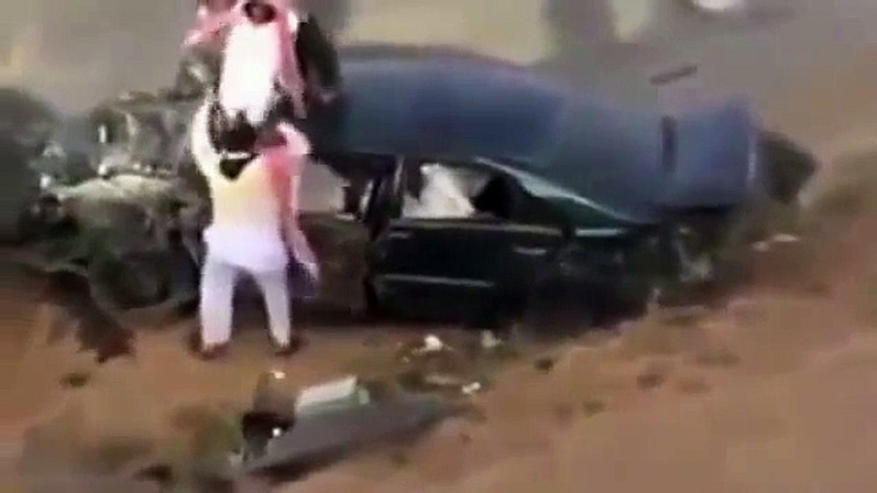 【衝撃映像】　アラブの無謀な運転での自動車事故動画まとめ　パート１※観覧注意※