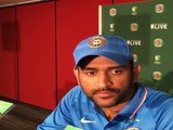 Ms Dhoni trolls journalist on Rohit's edge not out | Epic