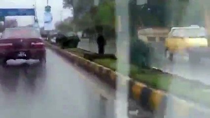 Guy prasing Imran khan for completing the Dream Of Kpk people of green & clean Kpk