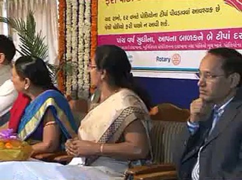 Gandhinagar Gujarat CM starts Pulse Polio campaign in state