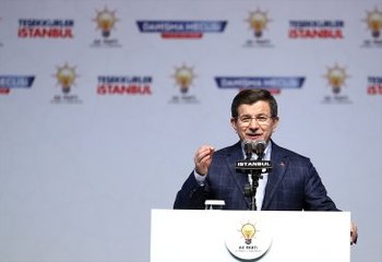Davutoğlu: Cumhurbaşkanımıza Yaptığı Küstahlığı Aynen İade Ediyoruz