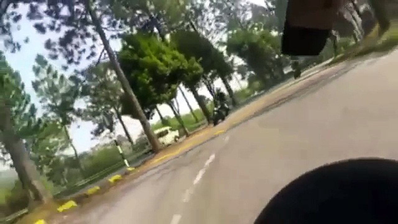 【衝撃映像】番外編！！バイクのクラッシュ特集！！海外自動車事故　衝撃クラッシュシリーズ　決定的瞬間　No 111
