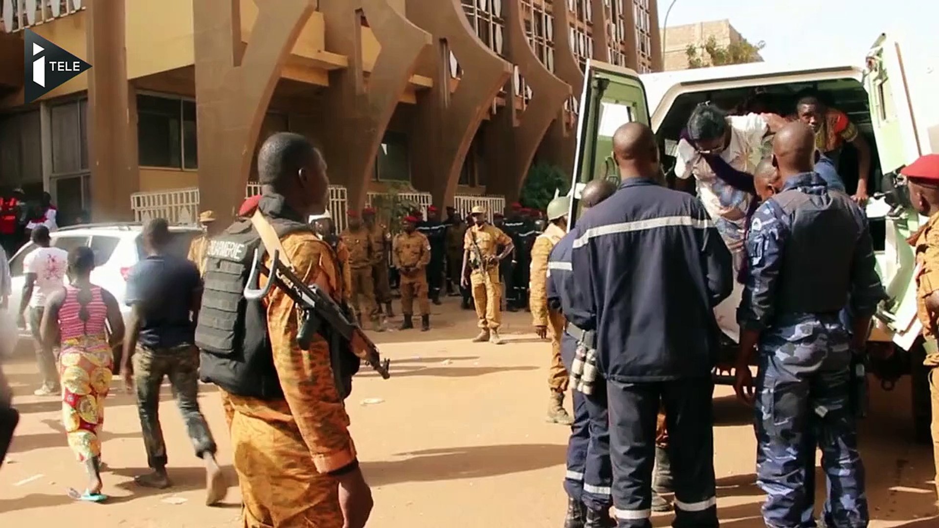 Trois Jours De Deuil National Au Burkina Faso Apres L Attentat Video Dailymotion