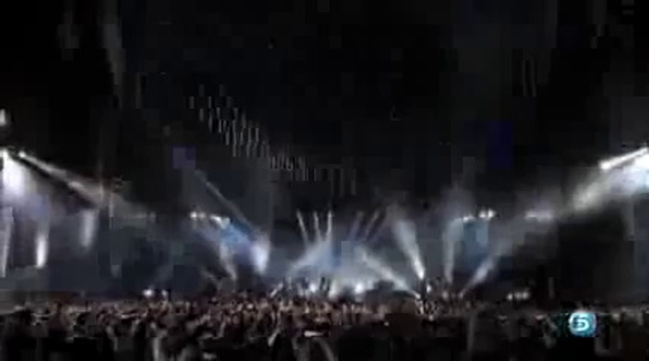 Alejandro Sanz ft David Bisbal-Mi soledad y yo en concierto 'La música no se toca'