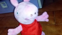 peppa pig puppet dances . pupazzo di peppa pig cammina :) - 2016