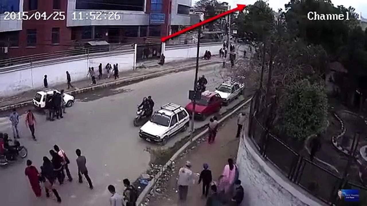 How Dharahara Collapse CCTV Footage Revealed - Nepal Earthquakes 2015 Biggest Earthquakes