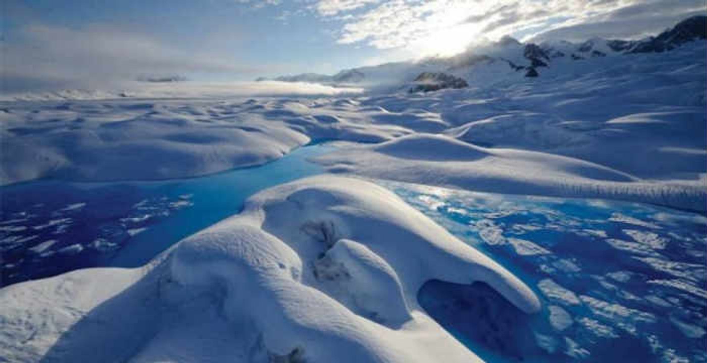 Ένα από τα μεγαλύτερα φαράγγια της Γης στη Γροιλανδία