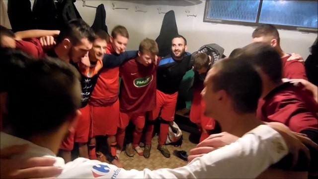 Les villeneuviens dans les vestiaires à Cerisiers le 17 janvier 2016