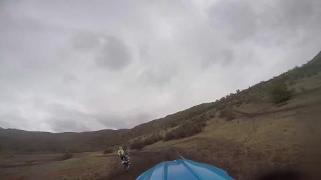 Enduro en directo desde la cámara de un piloto