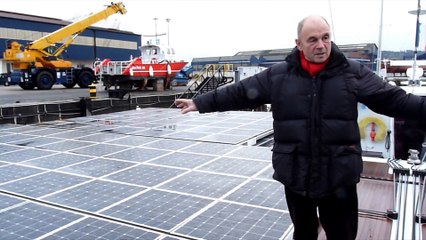 Le plus grand bateau solaire du monde à Cherbourg - Gérard d'Aboville