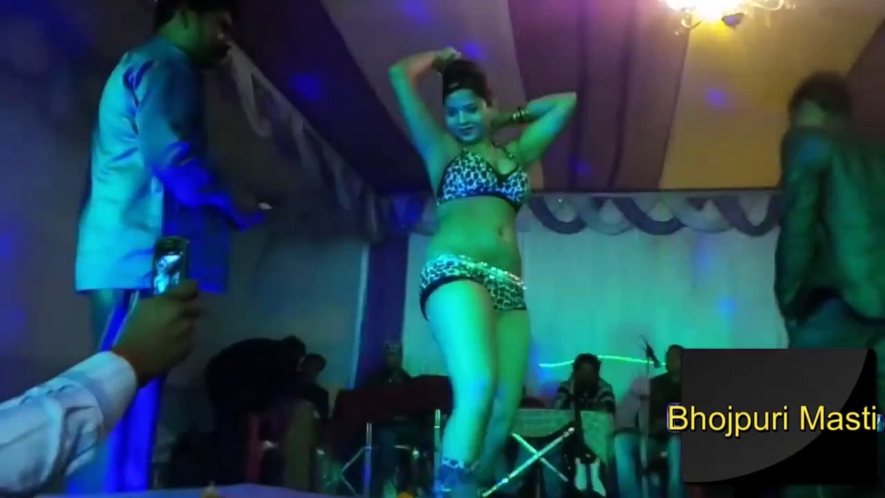 Ratiya Me choli khole !! Bhojpuri Masti!!_HD.mp4