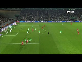 Grosse occasion pour Ghezzal qui manque l'ouverture du score !